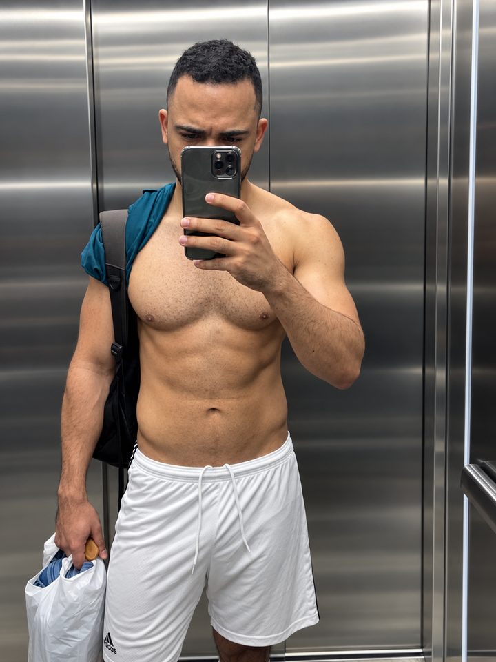 Aluno depois do Método Shape Premium, abdômen definido